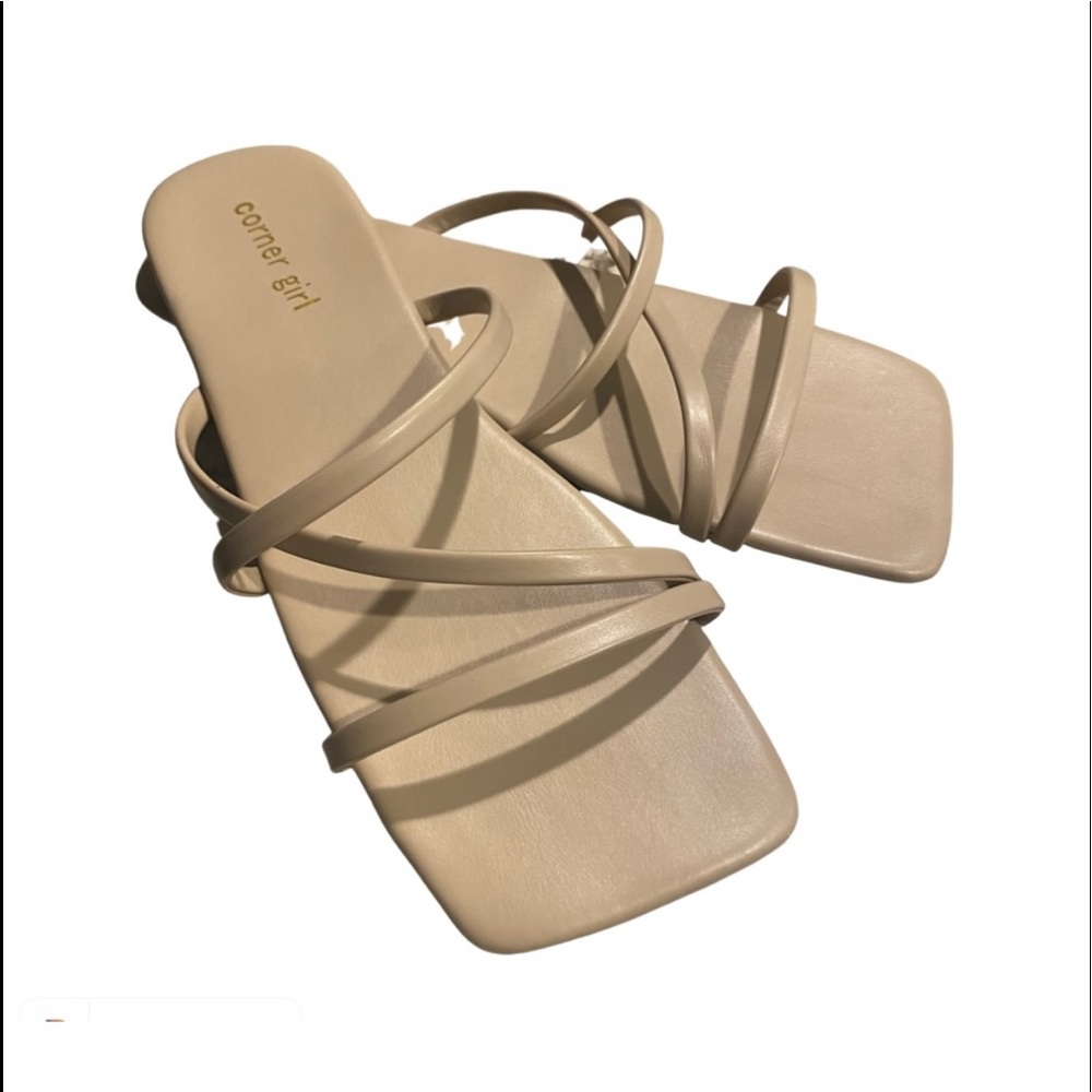 BRAND NEW SUPER CUTE SQUARE TOE SANDALS